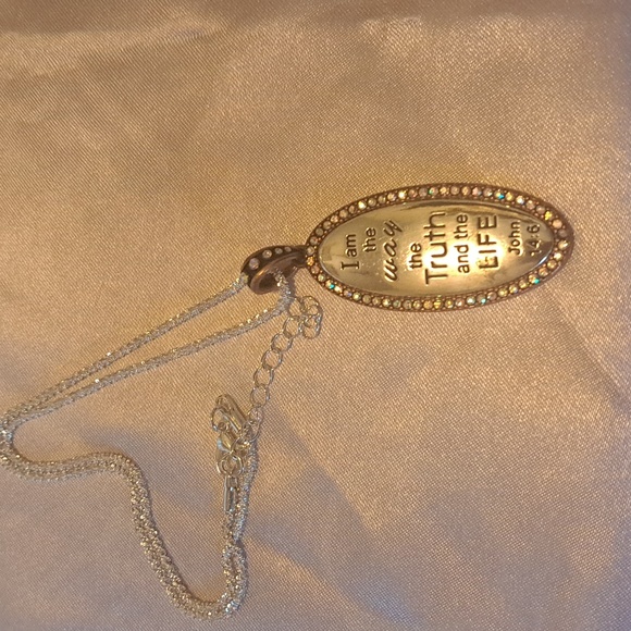 BUNDLE PRICE/Necklace - Picture 3 of 4